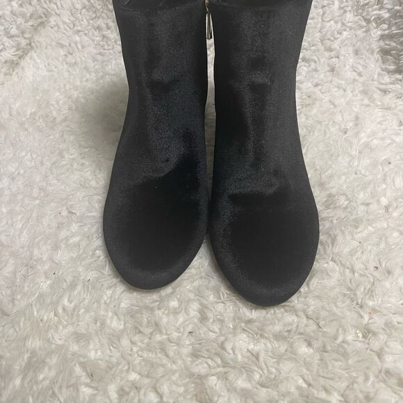 Bella Vita Fabric Black Suede Ankle Booties with Chunky Heels Side Zipper SZ12M - Picture 3 of 12